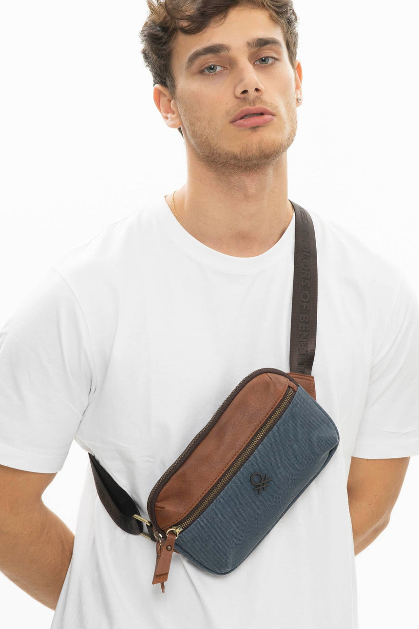 Benetton Logo Detaylı Bel Çantası Lacivert