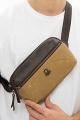 Benetton Logo Detaylı Bel Çantası Bej