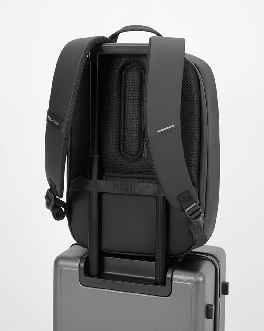 XD Design Bobby Edge 16 Inc 17L Uyumlu Hırsızlık Korumalı Sırt Çantası Black