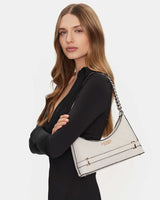 Guess Zarela Zincir Detaylı Omız Çantası Orange Fluo