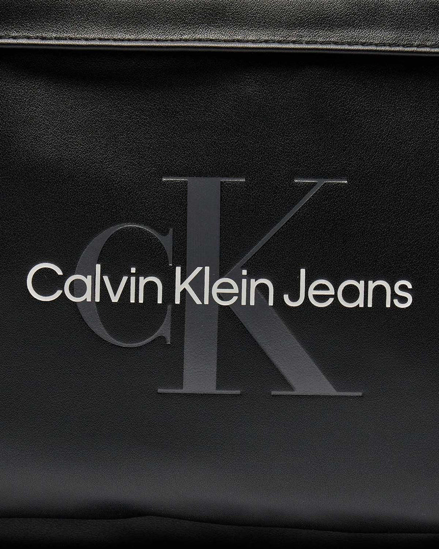 Calvin Klein Yazı Detaylı Sırt Çantası Black