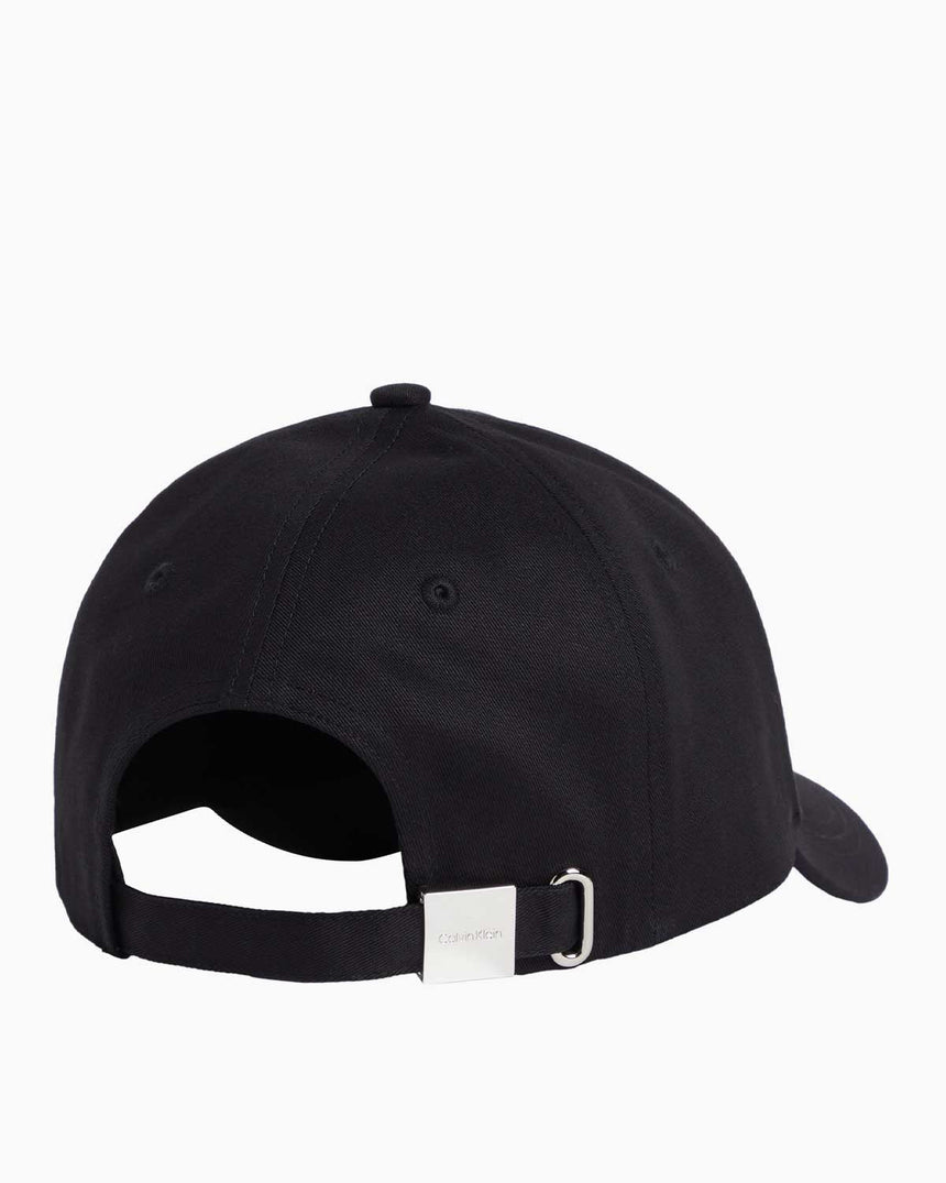 Calvin Klein Metal Logolu Şapka CK Black