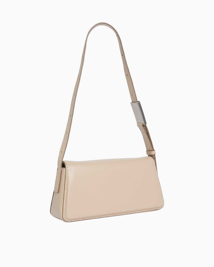 Calvin Klein Belted Small Shoulder Bag Omuz Çantası Crockery