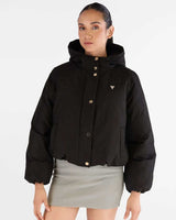 Guess Jacke Jakarlı Kadın Aktif Şişme Mont 4G JACQUARD JBLK MON