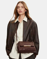 Tommy Hilfiger Plaque Kadın Deri Omuz Çantası Chocolate Brown