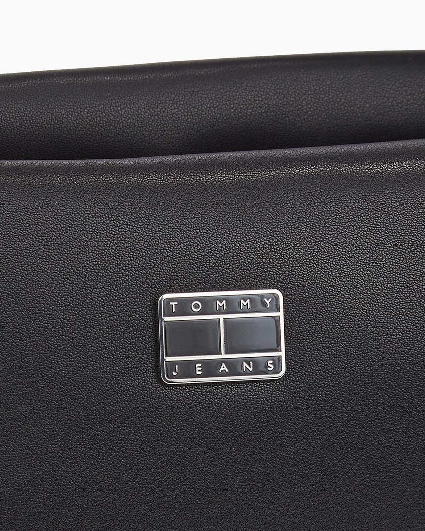 Tommy Hilfiger City Flap Crossover Zincirli El Çanta