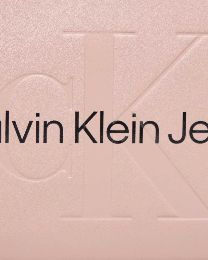 Calvin Klein Sculpted Shoulder Omuz Çantası Pink