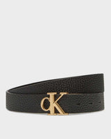Calvin Klein Monogram Plakalı Çift Taraflı 25mm Kadın Kemer BLACK / CK LIGHT GOLD