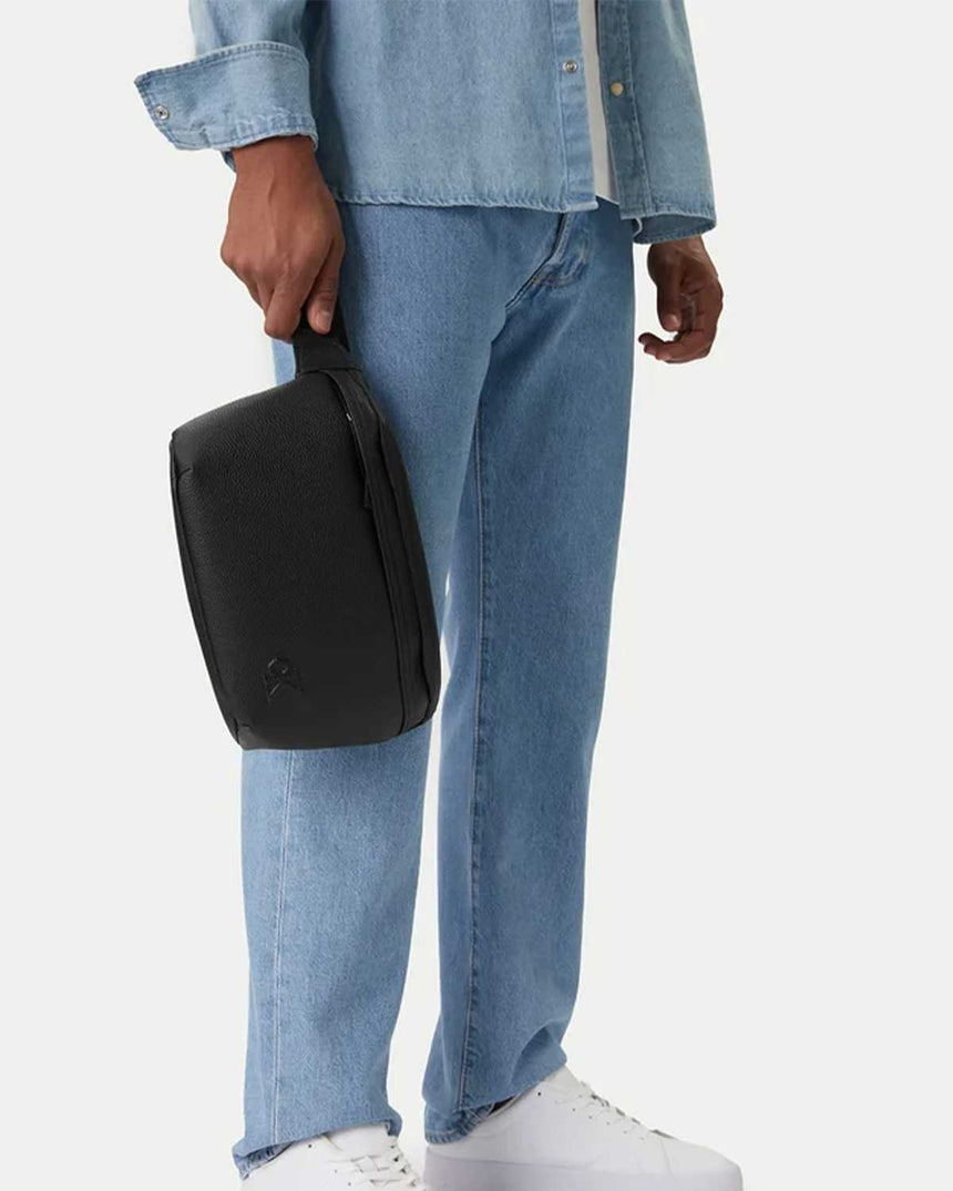 Calvin Klein Erkek Kargo Bel Çantası Black/Black