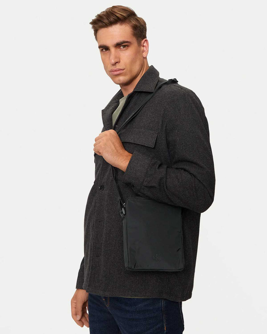 Calvin Klein Over Webbing Reporter Çapraz Askılı Çanta Black