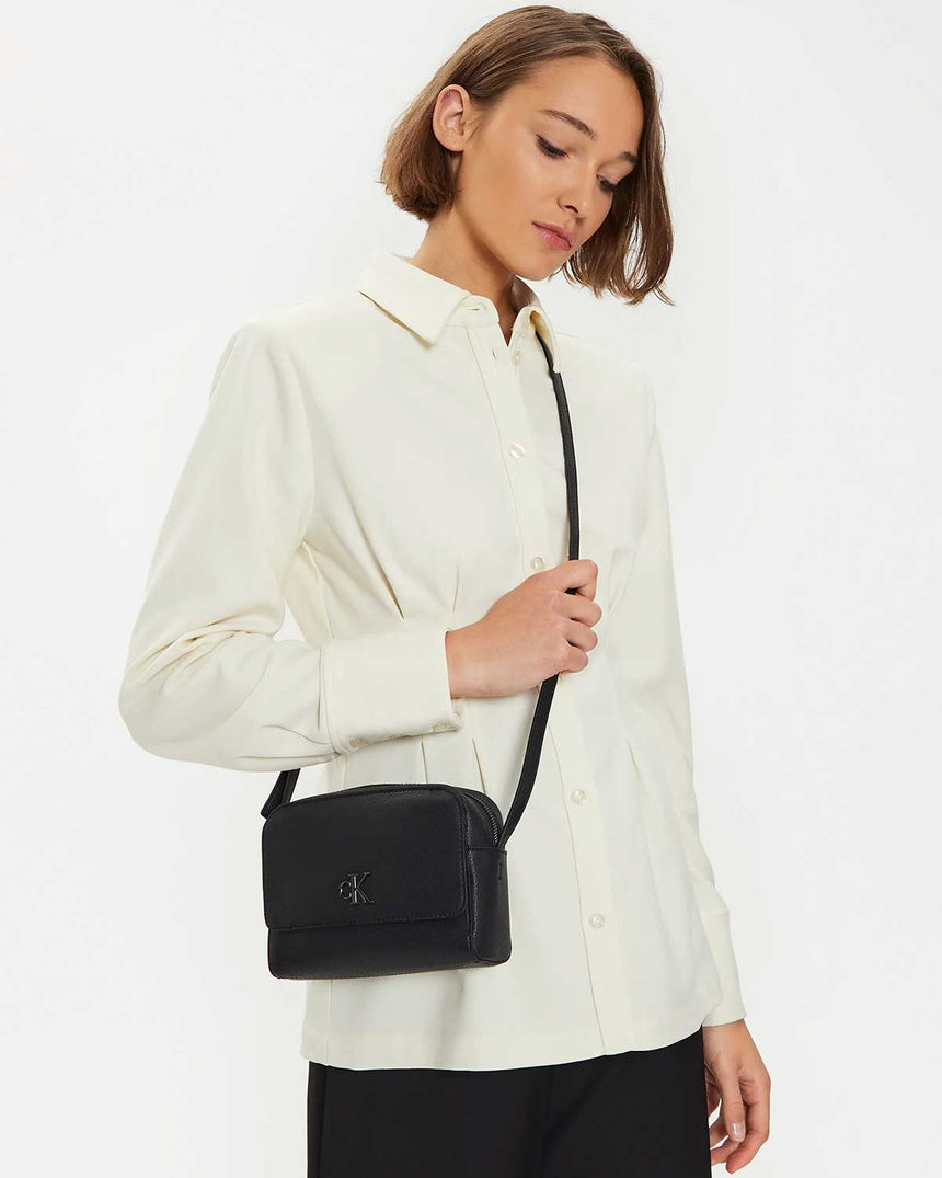Calvin Klein Minimal Monogram Çapraz Askılı Çanta Black