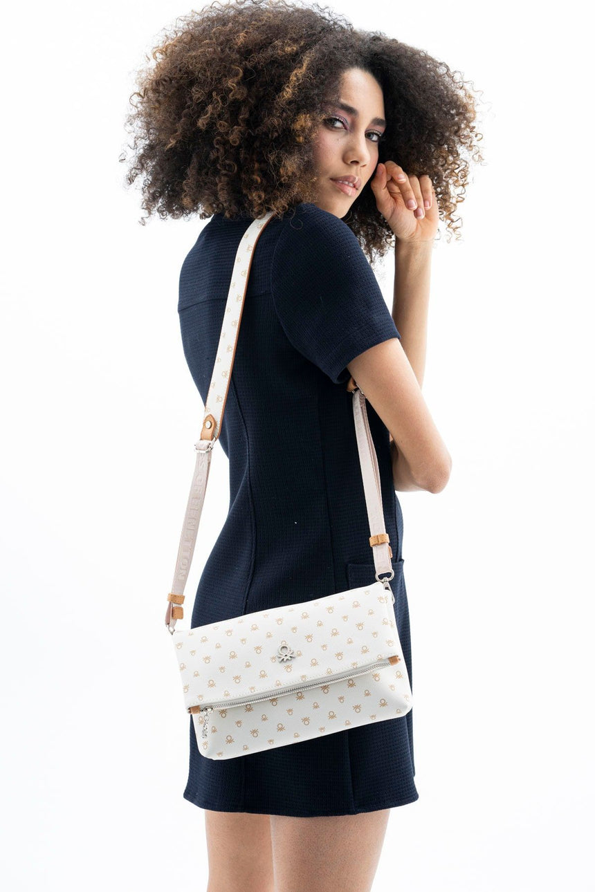 Benetton Logo Baskılı Çapraz Askılı Kadın Çantası Bej - Açık Camel