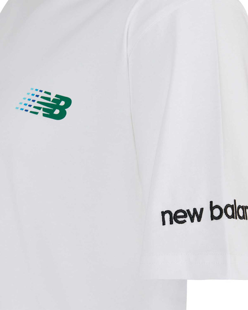 New Balance Lifestyle Kol Logo Detaylı Erkek Tshirt Beyaz