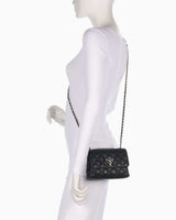 Guess Giully Mini 2 Kapaklı Kadın Omuz Çantası Black