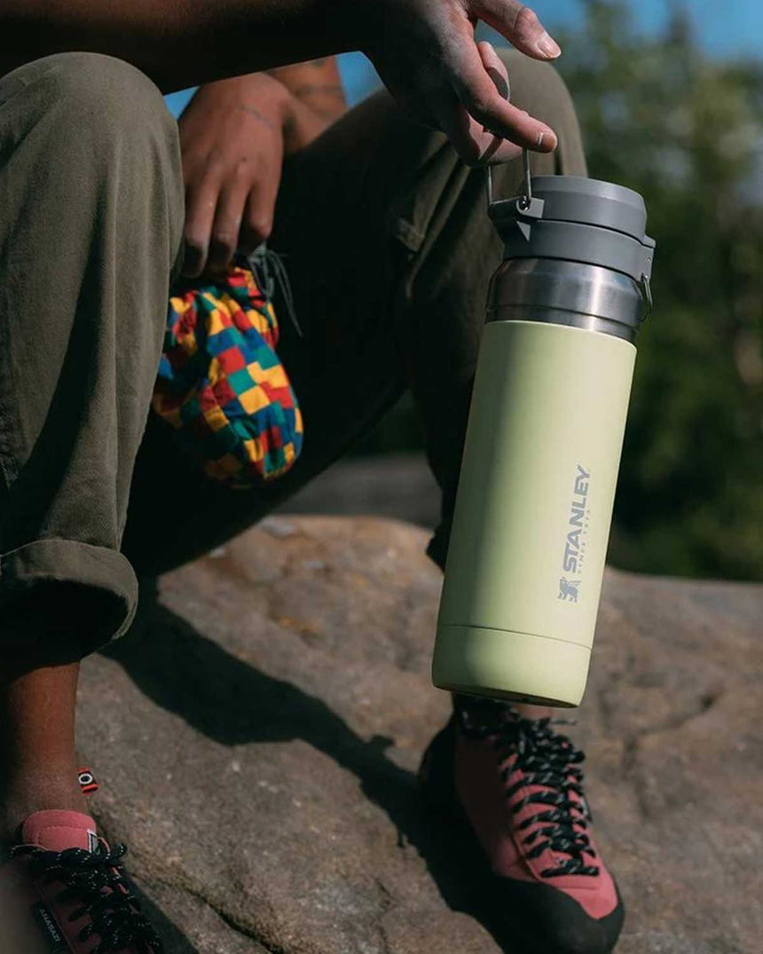 Stanley The Quick Flip Water Bottle 1.06L / 36oz Citron
