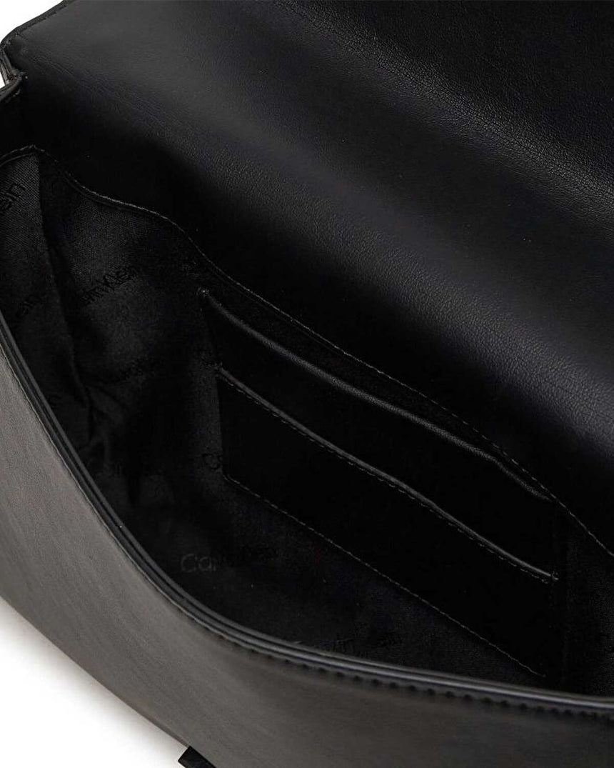 Calvin Klein Line Ouilt Çapraz Askılı Çanta CK Black