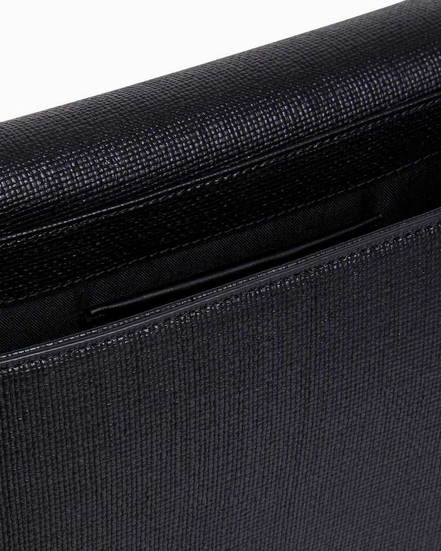 Calvin Klein Saddle Logolu Çapraz Askılı Çanta CK Black