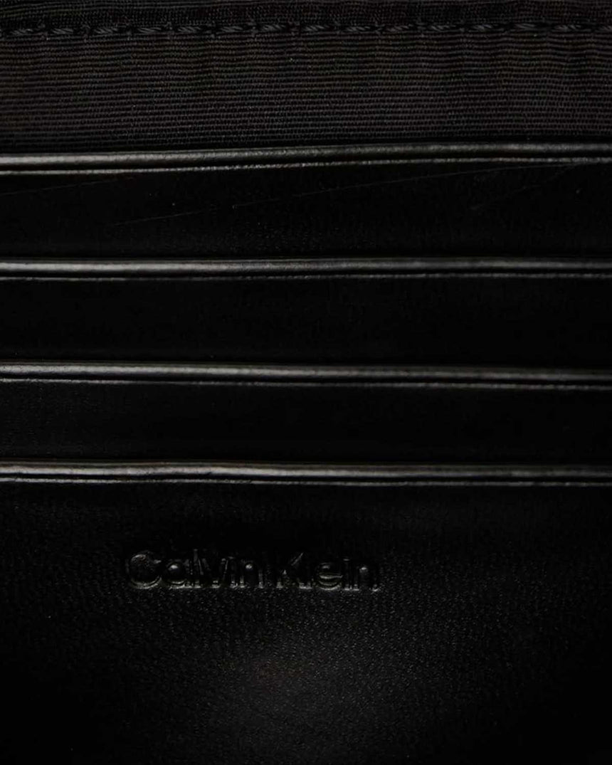 Calvin Klein Minimal Mono Logolu Kadın Camera Bag Black