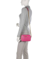 Guess Jania Crossbody Zincirli Çapraz Askılı Çanta Fuchsıa