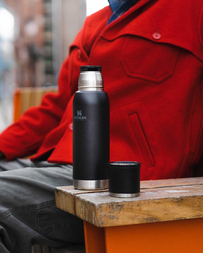 Stanley The Adventure To-Go Bottle 1.0L Termos Black