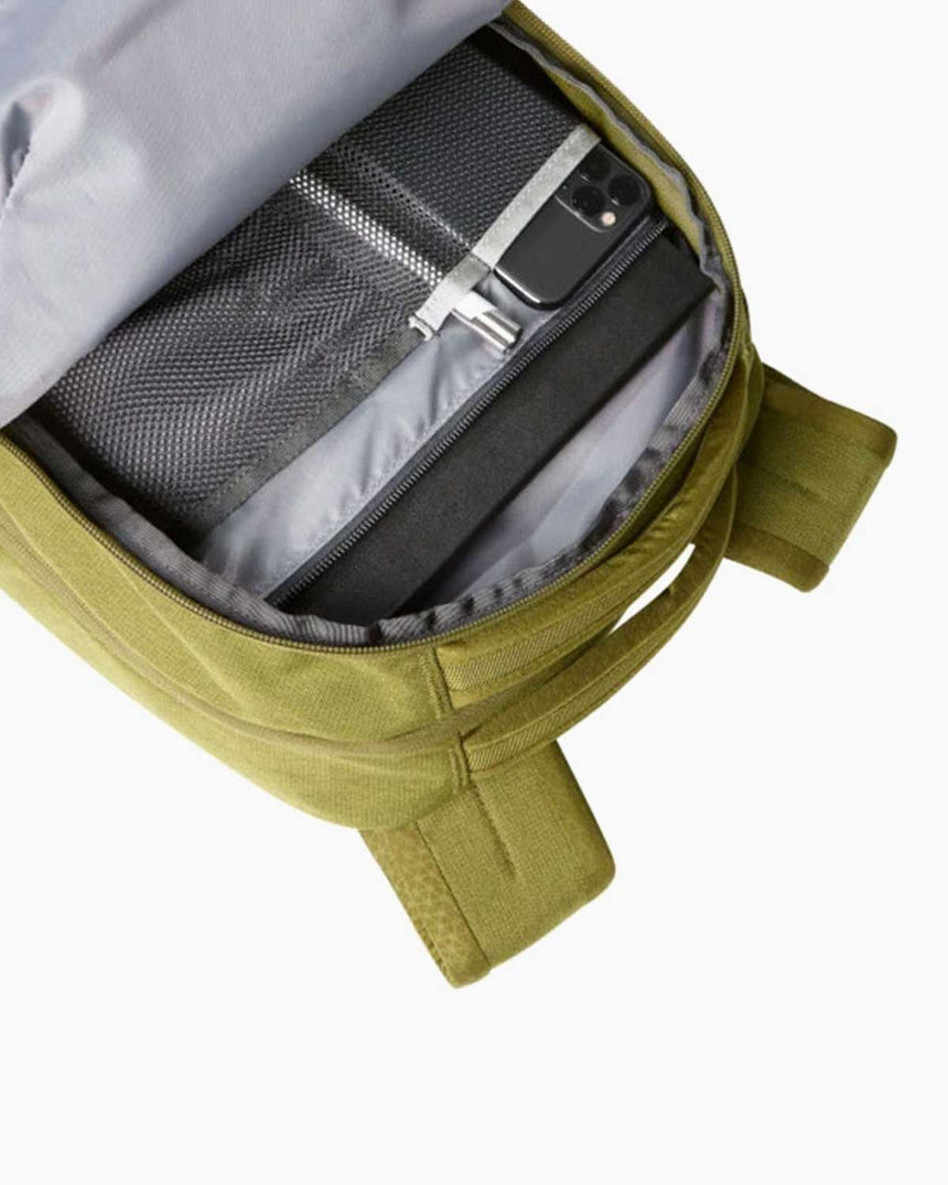 The North Face Vault Sırt Çantası Forest Olive Light Heat