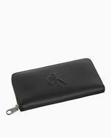 Calvin Klein Sculpted Deboss Fermuarlı Kadın Cüzdan Black