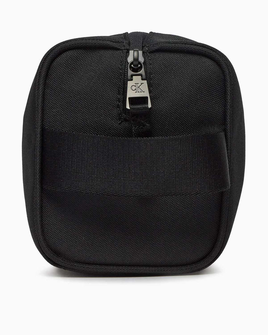 Calvin Klein Sport Essentials Washbag El Çantası Black