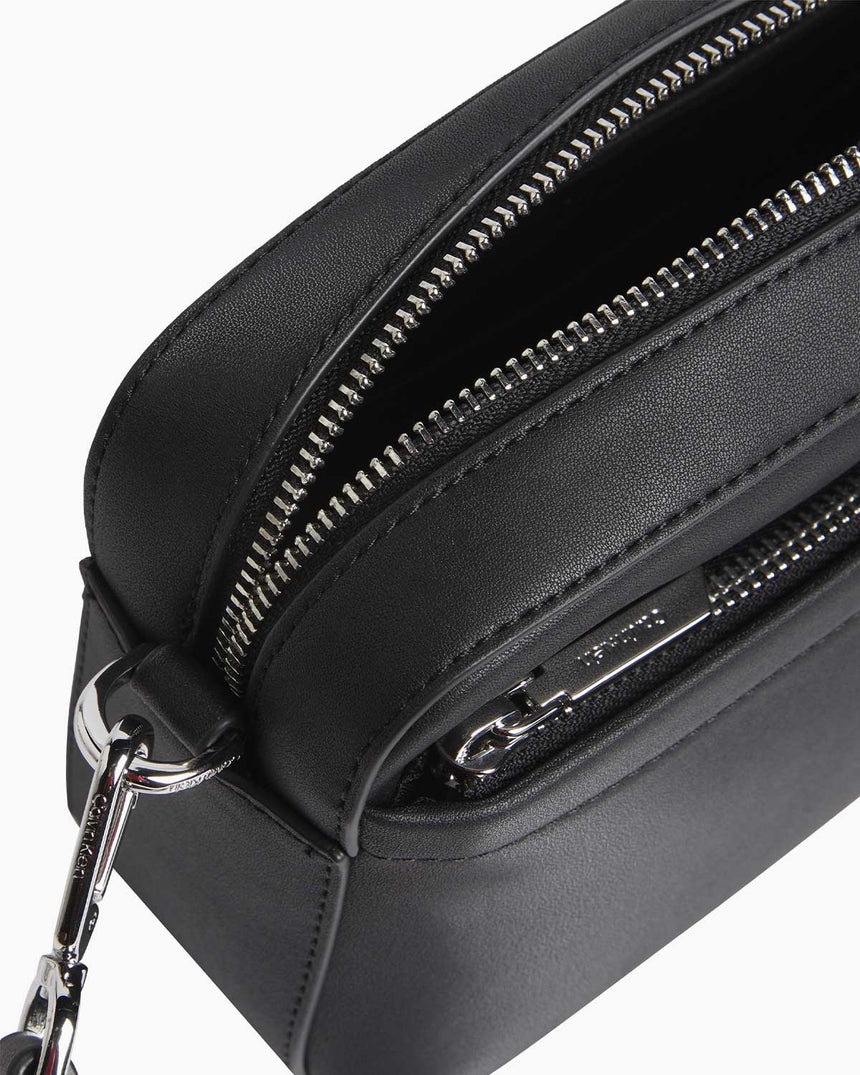 Calvin Klein Must Convertible Camera Bag CK Black