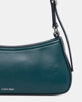 Calvin Klein Kadın Küçük Omuz Çantası Maya Blue