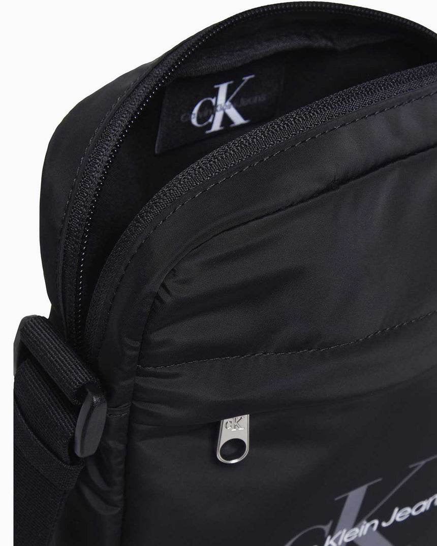 Calvin Klein Sport Essential Handbags Çapraz Askılı Çanta Na Black
