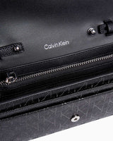 Calvin Klein Daily Wallet Minibag Zincir Detaylı Çapraz Askılı Çanta Classic Mono Black