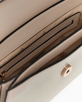 Guess Daryna Convertible Mıknatıs Kapaklı Omuz Çantası Bone