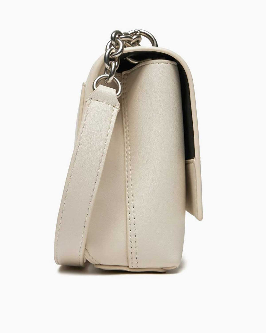 Calvin Klein Sculpted Flap Omuz Çantası Eggshell