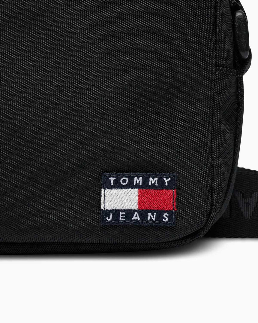 Tommy Hilfiger Essential Daily Crossover Omuz Çantası Black