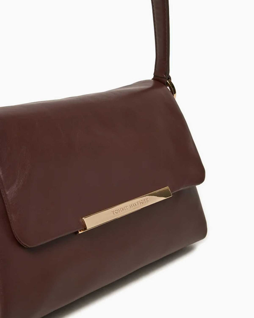 Tommy Hilfiger Plaque Kadın Deri Omuz Çantası Chocolate Brown