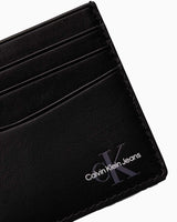 Calvin Klein Monogram Soft Kartlık Black