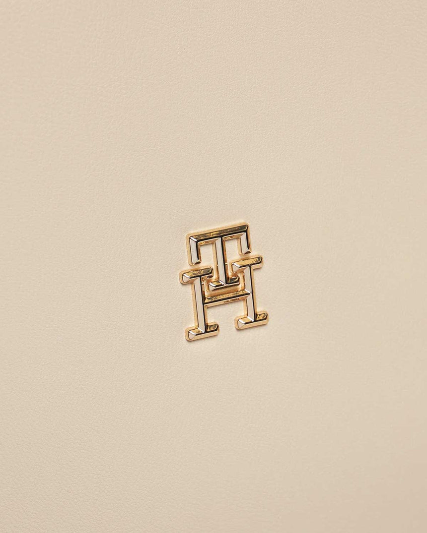 Tommy Hilfiger Chic Tote Logolu Omuz Çantası Classic Beige