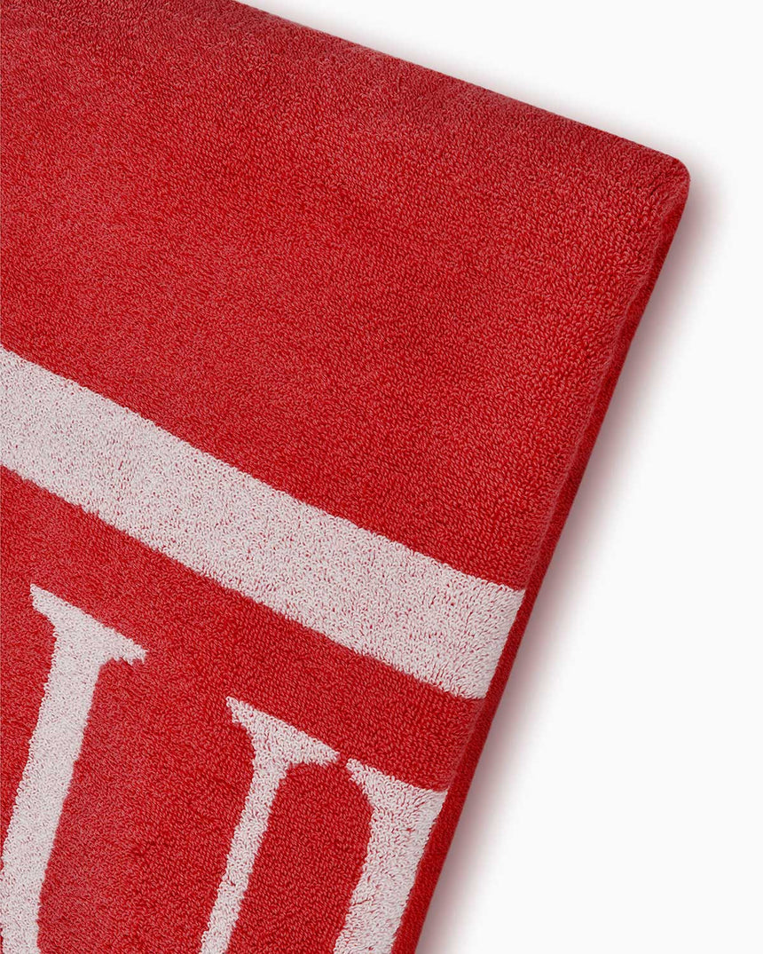 Guess Jacq Palm Triangle Plaj Havlusu Burning Flame