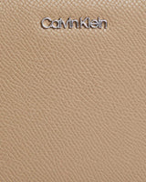 Calvin Klein Must Kartlık Amphora