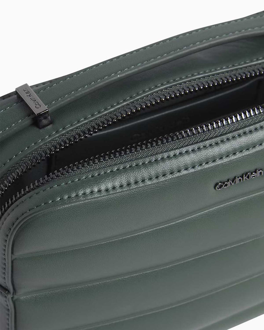 Calvin Klein Line Quilt Crossover Camera Bag Palm Green