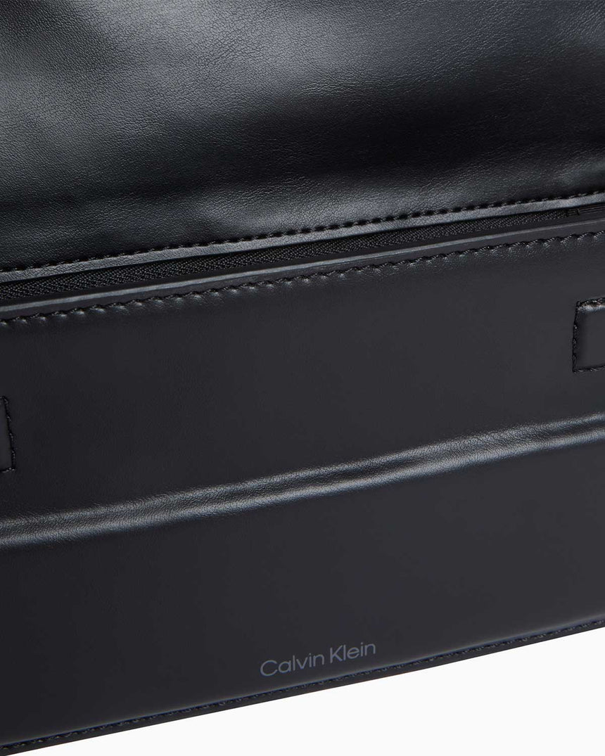 Calvin Klein Belted Small Shoulder Bag Omuz Çantası Na Black
