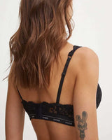 Guess Jane Padded Logo Yazı Detaylı Sütyen Jet Black A996