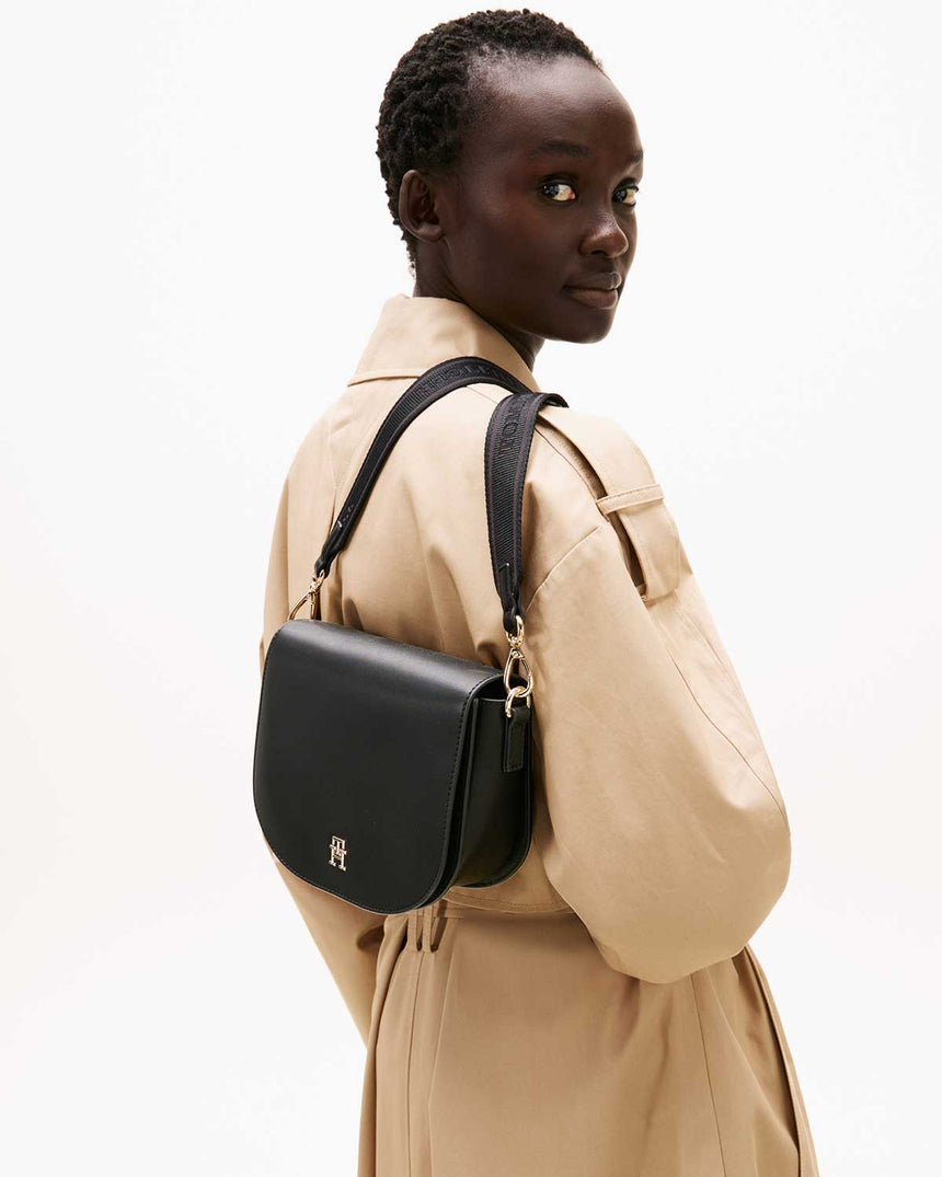 Tommy Hilfiger Logotape Saddle Çapraz Askılı Çanta Black