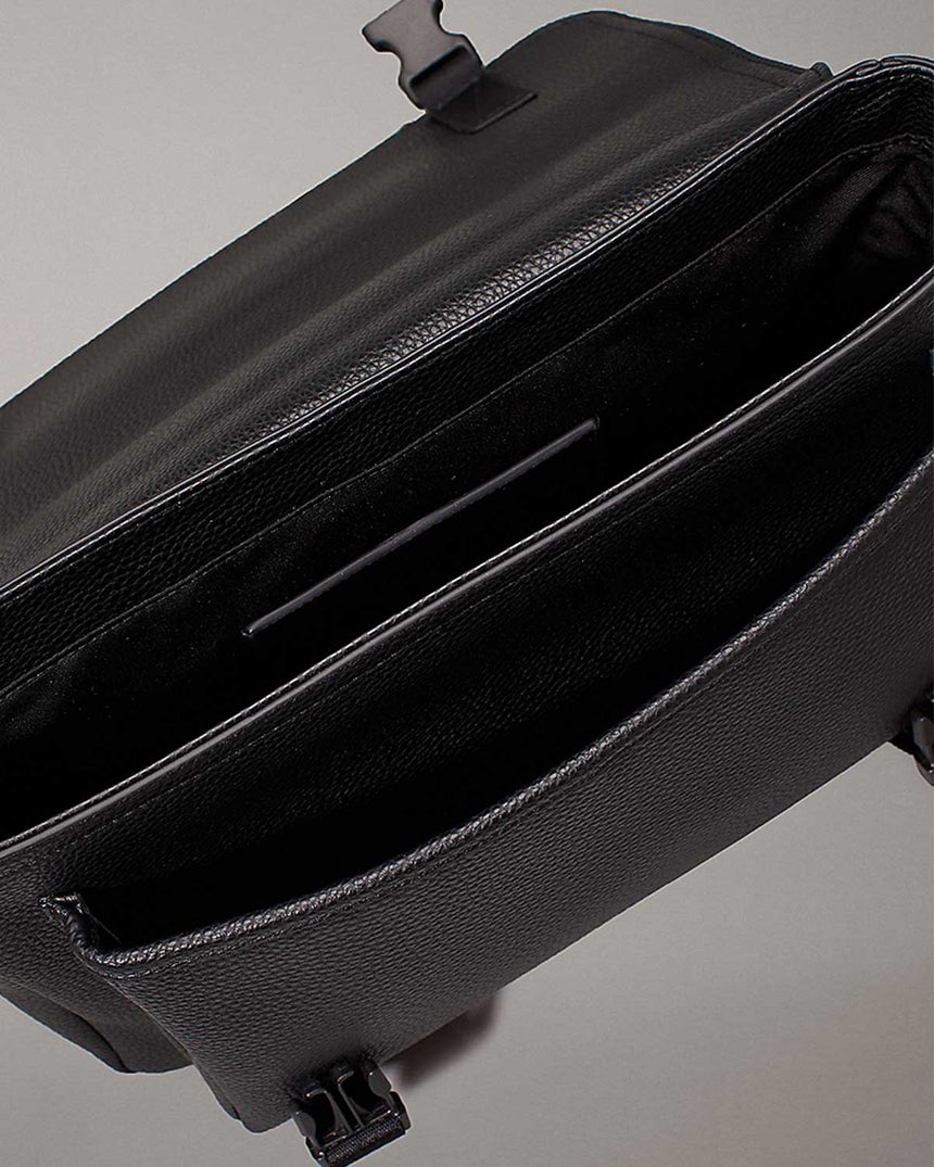 Calvin Klein Over Webbing Messenger El Çantası Black