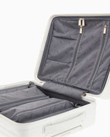 Guess Centennial 18 In 8-Wheeler Kabin Boy Valiz White