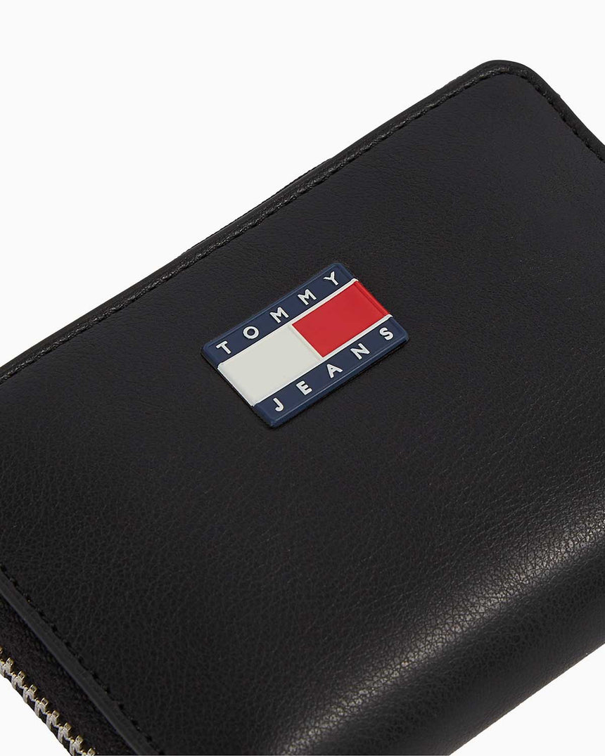 Tommy Hilfiger Ess Must Small Zip Around Wallet Cüzdan Black
