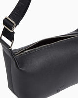 Calvin Klein Ultralight Shoulder Bag Omuz Çantası Black
