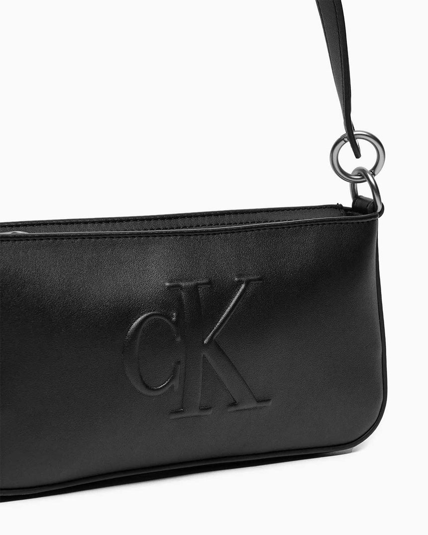Calvin Klein Sculpted Shoulder Pouch Omuz Çantası Black