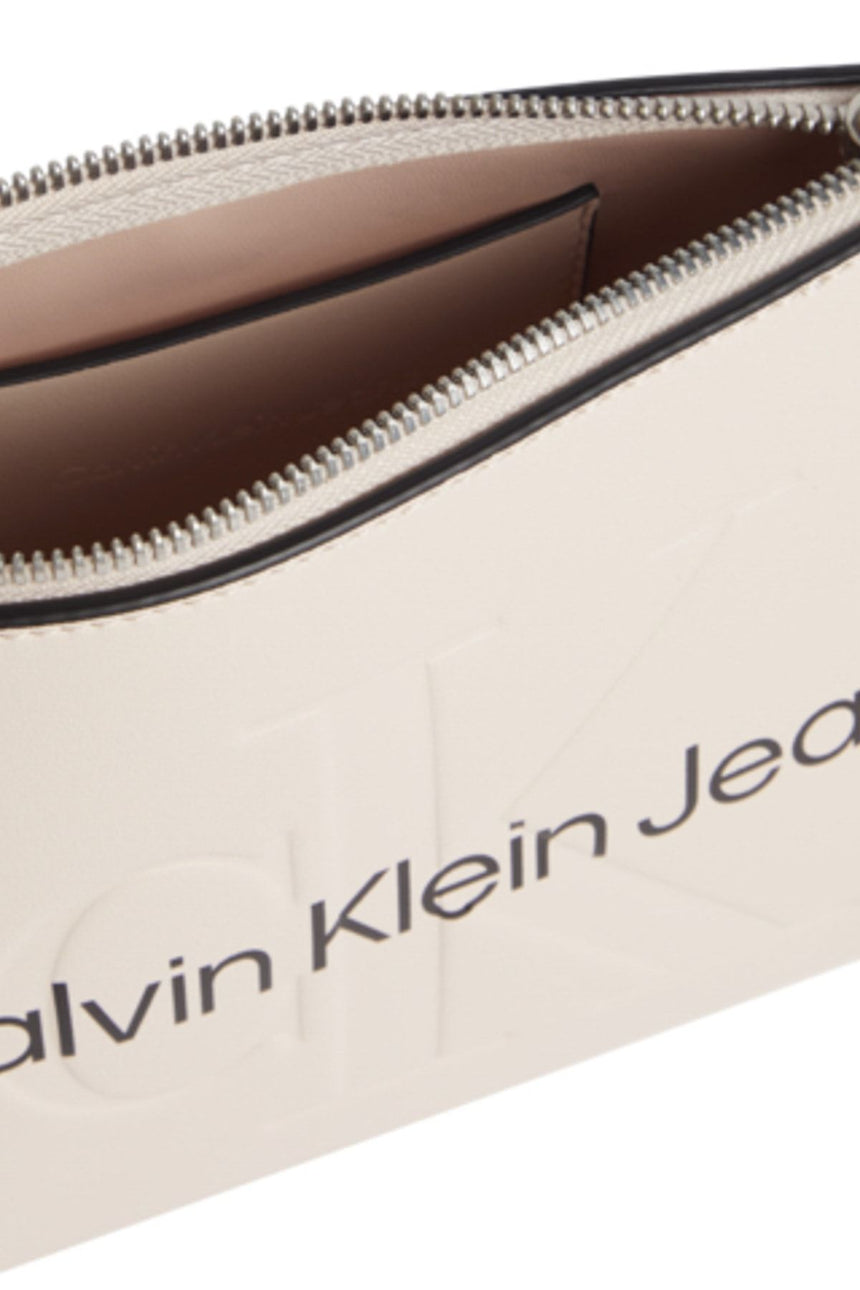 Calvin Klein Sculpted Camera Pouch Çapraz Askılı Kadın Çantası Pink