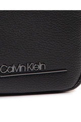 Calvin Klein Ck Bombe Çapraz Askılı Erkek Çantası Black